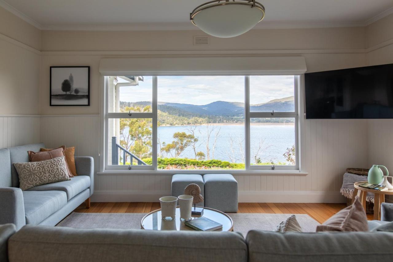 Woodland Bay Retreat-Hot Tub,Sauna And Bayview Hamptons Retreat Lymington 외부 사진