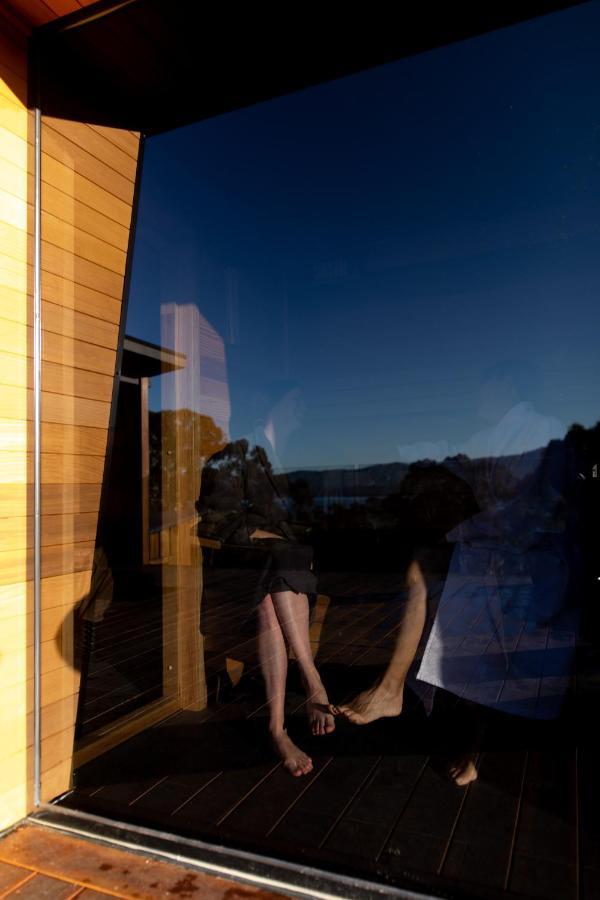 Woodland Bay Retreat-Hot Tub,Sauna And Bayview Hamptons Retreat Lymington 외부 사진