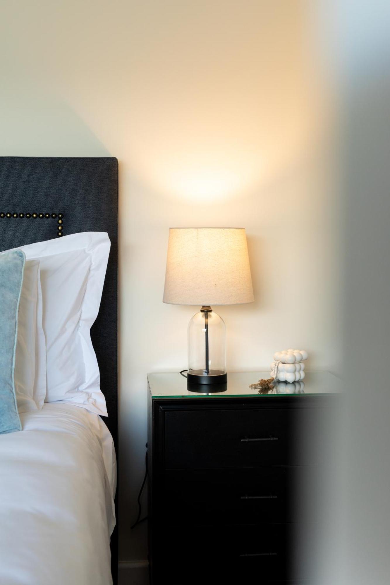 Woodland Bay Retreat-Hot Tub,Sauna And Bayview Hamptons Retreat Lymington 외부 사진