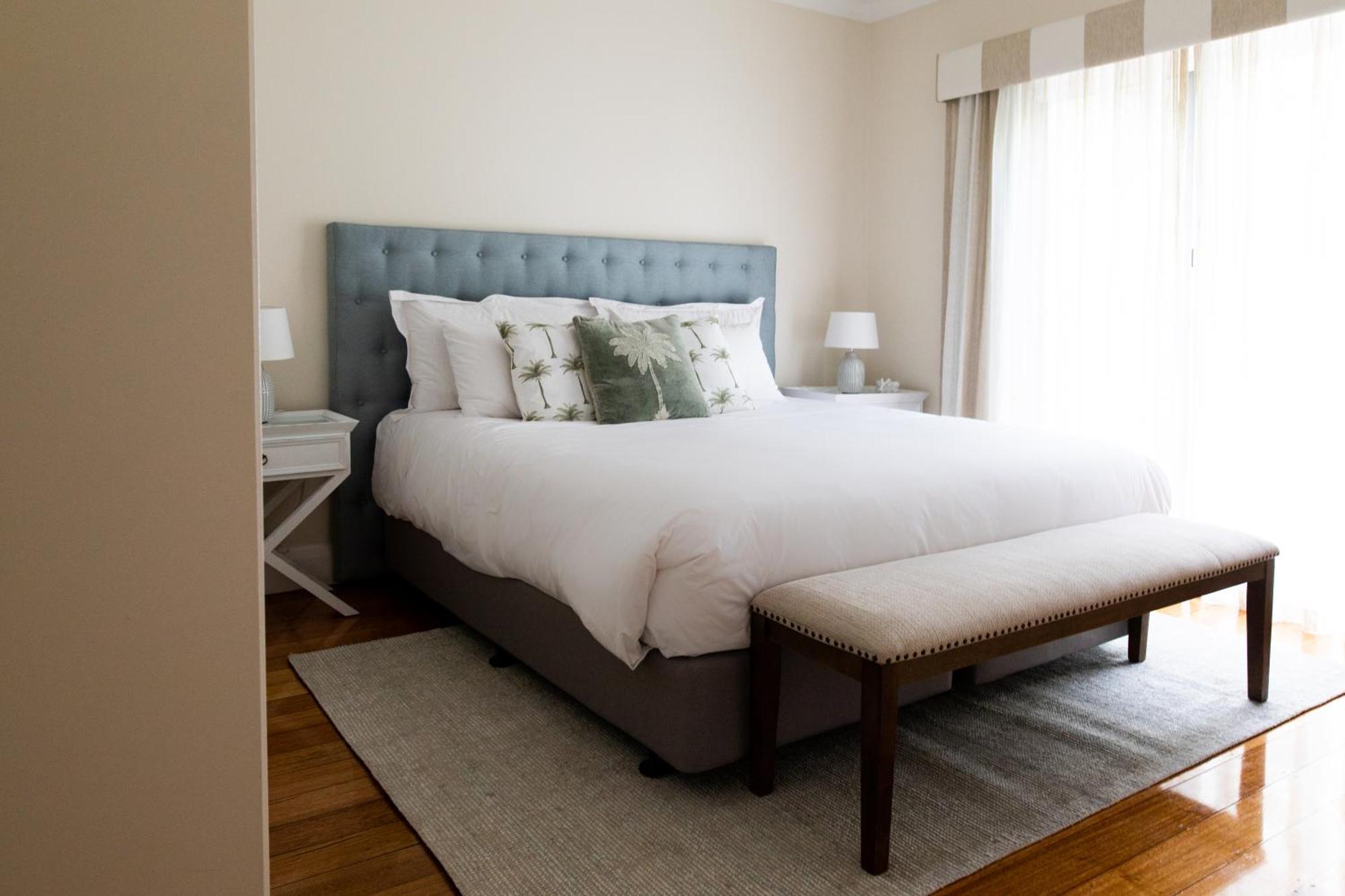 Woodland Bay Retreat-Hot Tub,Sauna And Bayview Hamptons Retreat Lymington 외부 사진