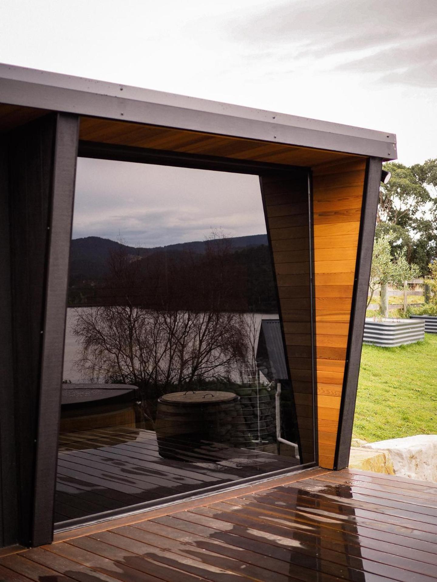Woodland Bay Retreat-Hot Tub,Sauna And Bayview Hamptons Retreat Lymington 외부 사진
